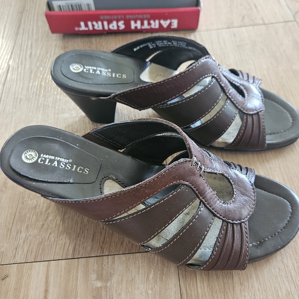 Earth‎ Spirit Classics Womens Size 6 Brown Leather Strapy Heels